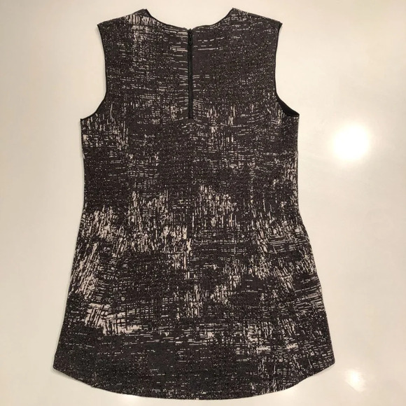 NIC+ZOE Sleeveless Crew Neck Knit Top Abstract Print w Sparkle Gray Sz M NWOT - Picture 7 of 11